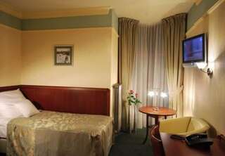 Отель Hotel Victoria Влоцлавек Двухместный номер с 1 кроватью или 2 отдельными кроватями-14